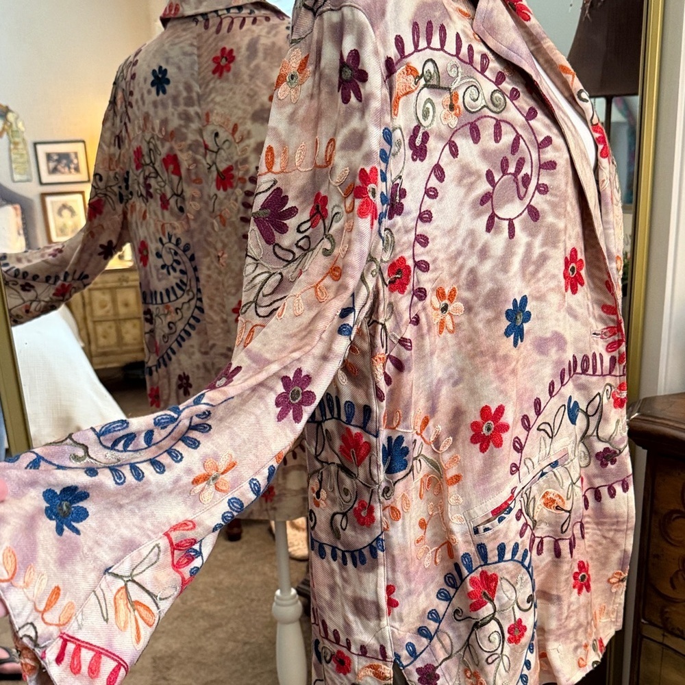 John Mark Floral Embroidered Blazer with Multicolor Design 100% Rayon NWOT - Picture 5 of 15